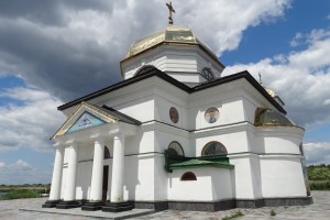 Трипілля та затоплена церква під Ржищевом